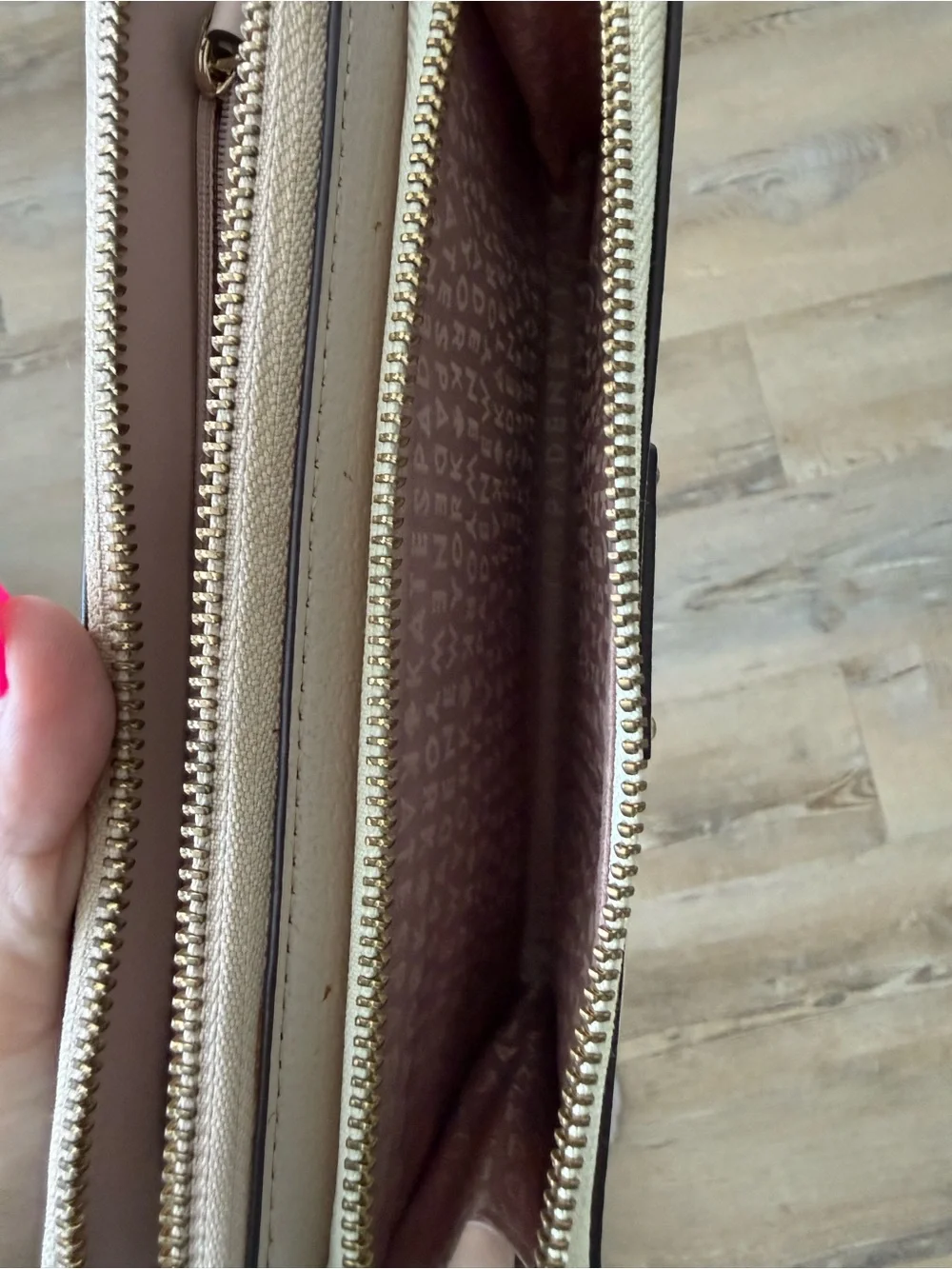 Kate Spade Grove Street Anita double zip wristlet in cream & light pink